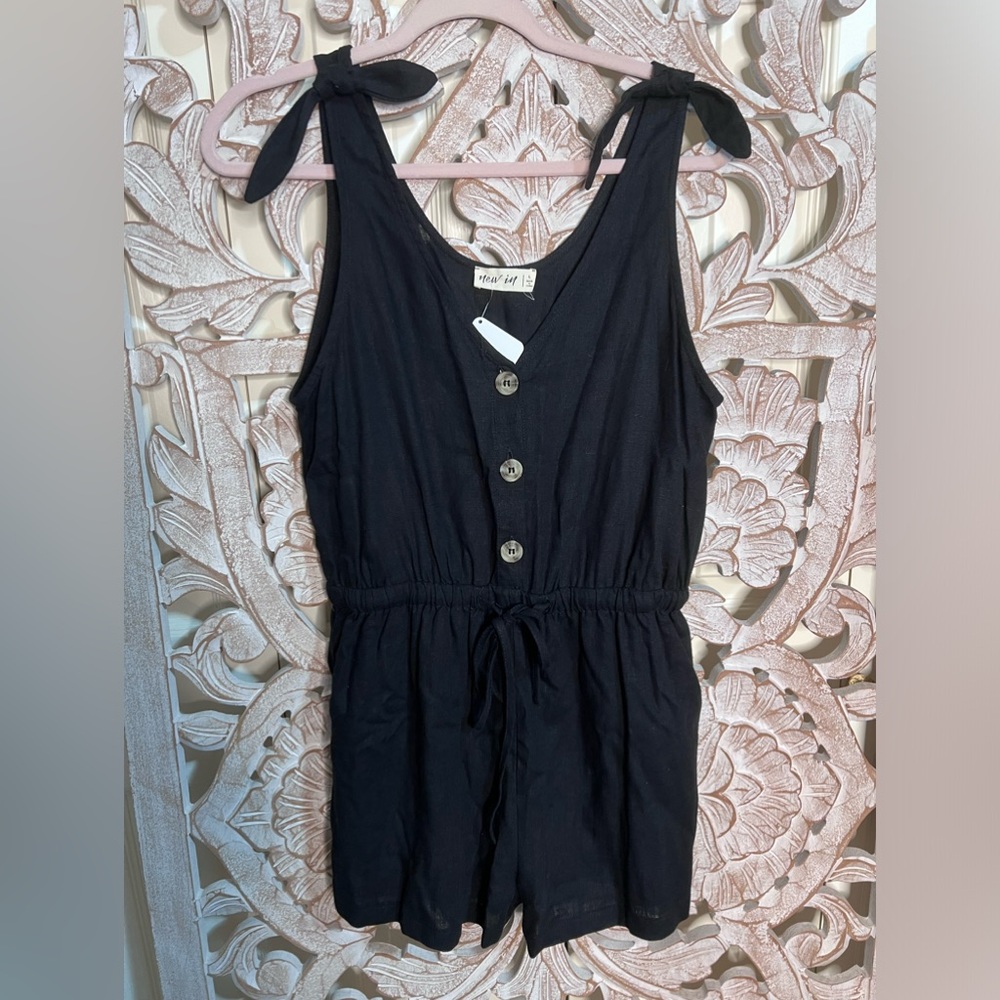 Just In (Brand) Black Linen Romper with Shoulder Ties Button Front Sz L - Picture 2 of 6